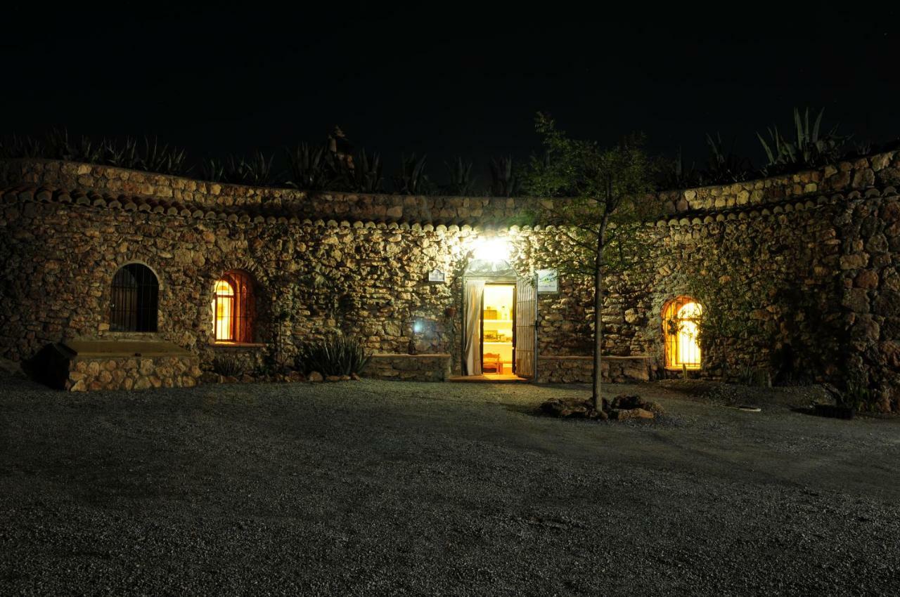 Cuevas El Torriblanco Gorafe Exterior foto